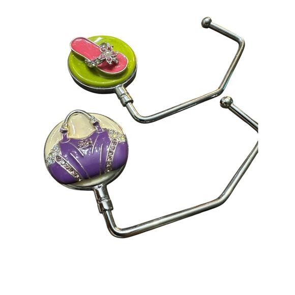 SPRING STREET PURSE HOOKS SET OF 2 HANDBAG HANGERS PURPLE BAG & FLIP FLOP - Picture 3 of 4